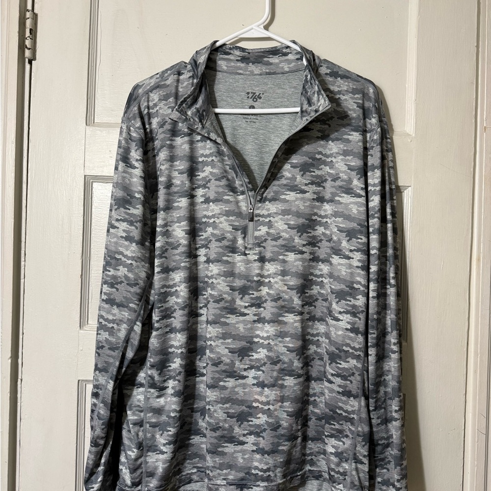 Men's Gray Camouflage Performance Jacket